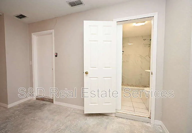 907 Swann Dr — Photo 44