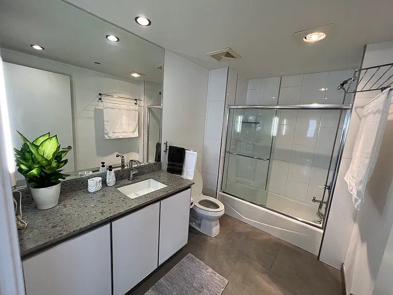 1730 Sawtelle Blvd #306 — Photo 12