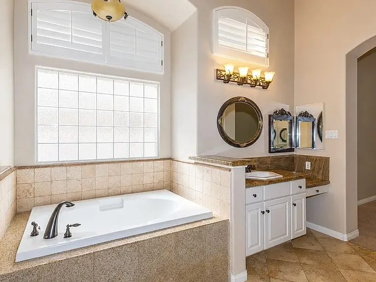 2215 Scarlet Rose Dr — Photo 24