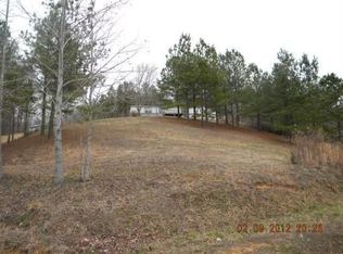 950 Simmons Branch Rd, Waynesboro, TN 38485