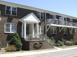 17 Broadway, Harrison, NY 10528