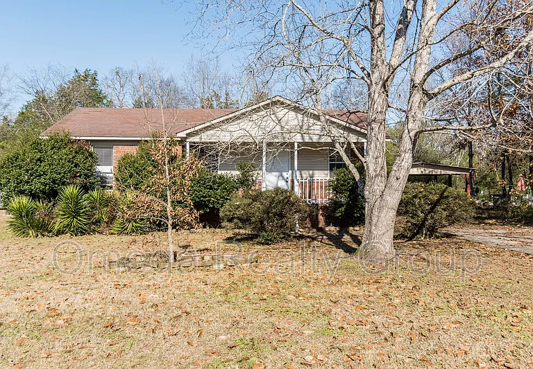 41 Dana Dr — Photo 1