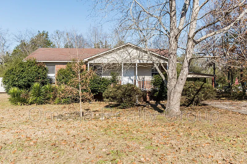 41 Dana Dr