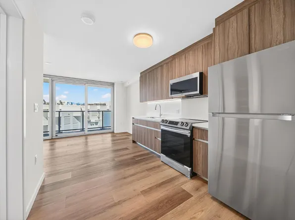 1500 Rycroft St #1410, Honolulu, HI 96814