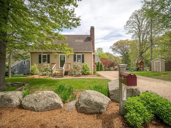 23 Gregory Island Rd, South Hamilton, MA 01982