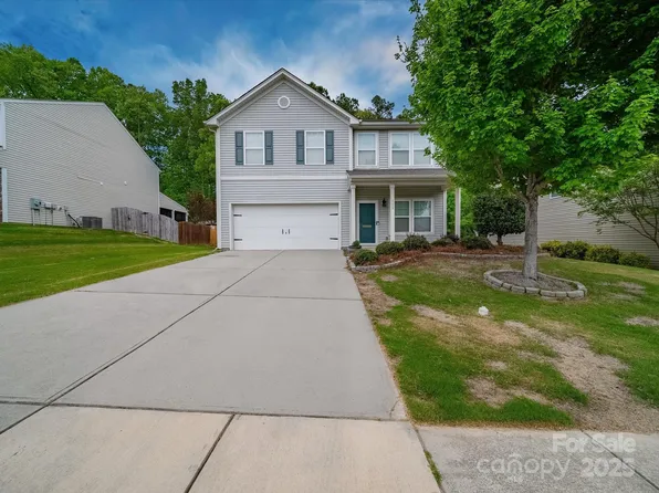 113 Devynn Ridge Ct, Mount Holly, NC 28120