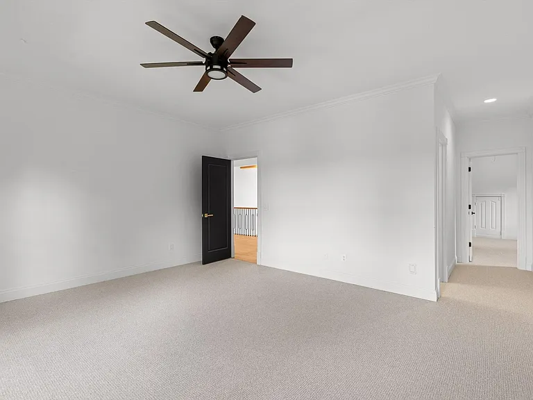 1103 Centennial Dr — Photo 96
