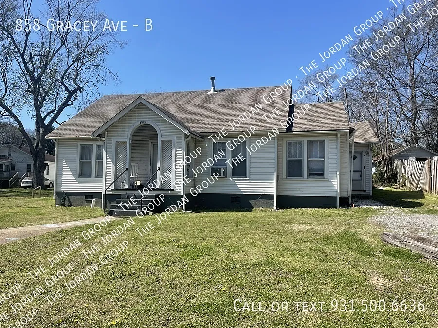 Building Photo - 858 Gracey Ave #B