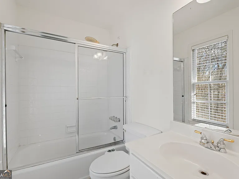3535 Greenshire Ct — Photo 17