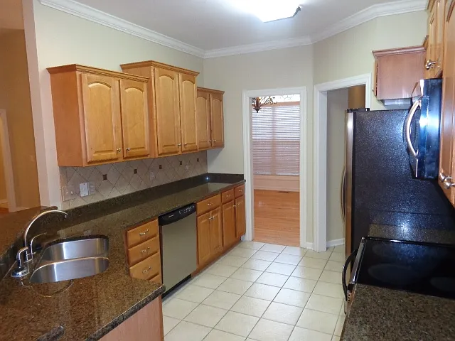3006 Stow Xing — Photo 2