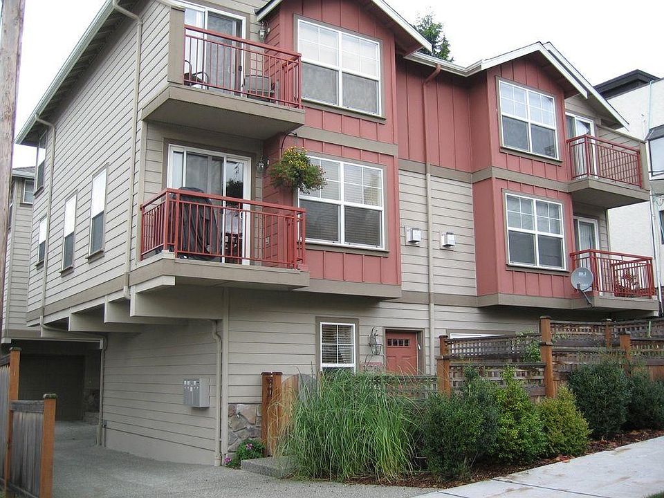 Exterior - Unit B is located in back.