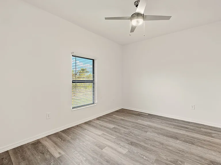 1070 Nomad Rd #1070 — Photo 18