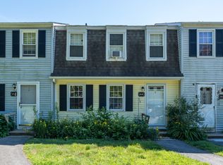 15 Lakeside Dr #K, Ledyard, CT 06339