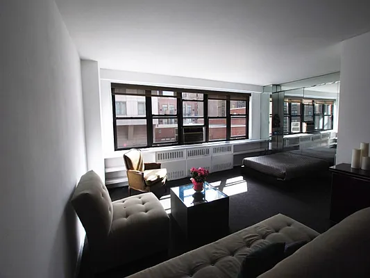 Sold by Sotheby's International Realty | media 8