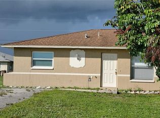 1113 NE 8th Ter, Cape Coral, FL 33909