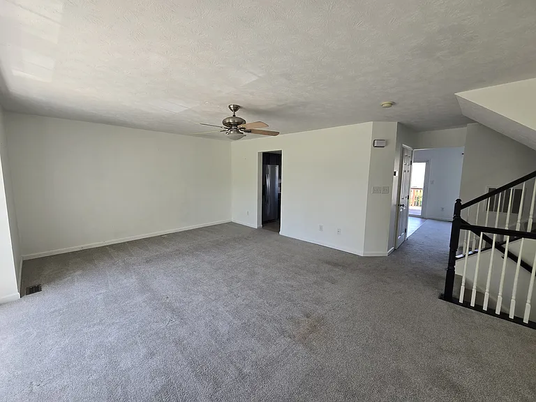 3362 Yosemite Falls Rd — Photo 9