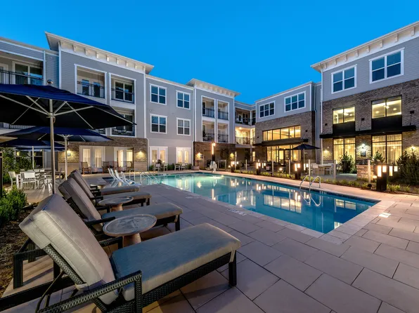 Overture Cotswold 55+ Active Adult Apartment Homes, 4830 Randolph Rd #3106, Charlotte, NC 28211