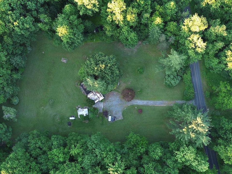 1st image of 483 Moyers Station Rd