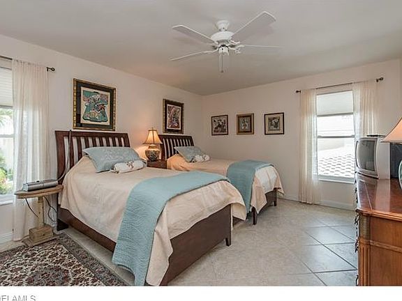 5th image of 2082 Gulf Shore Blvd N