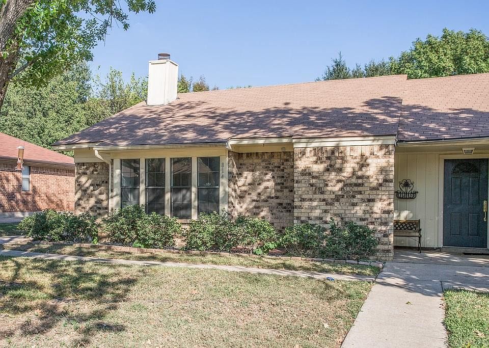 2nd image of 814 Midcreek Dr