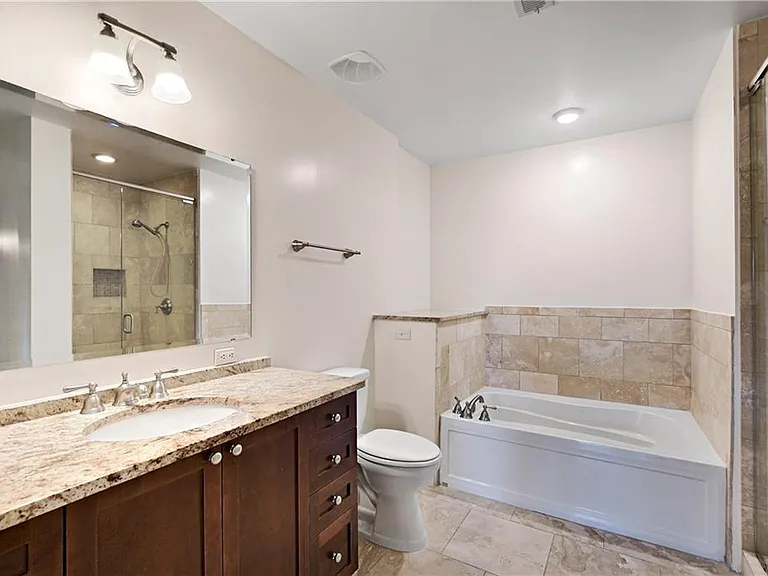 201 W Ponce De Leon Ave #515 — Photo 12