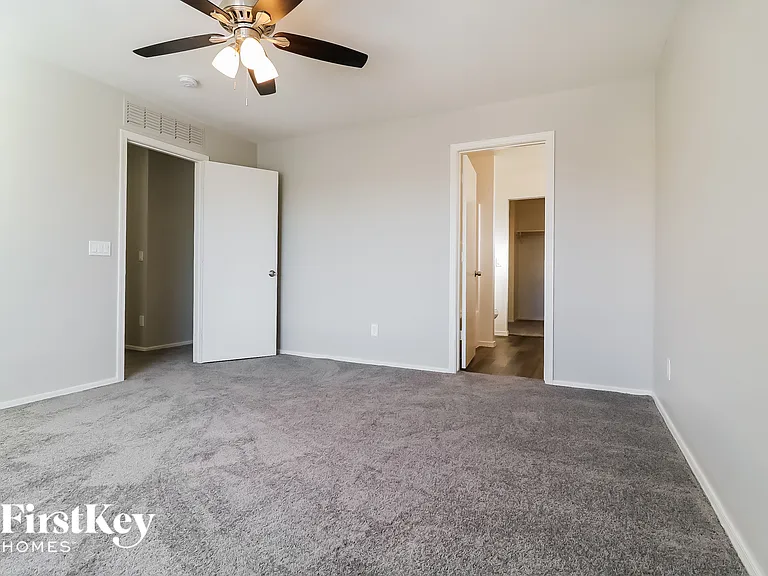 23704 W Huntington Dr — Photo 9
