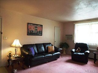 4th image of 6112 255th St
