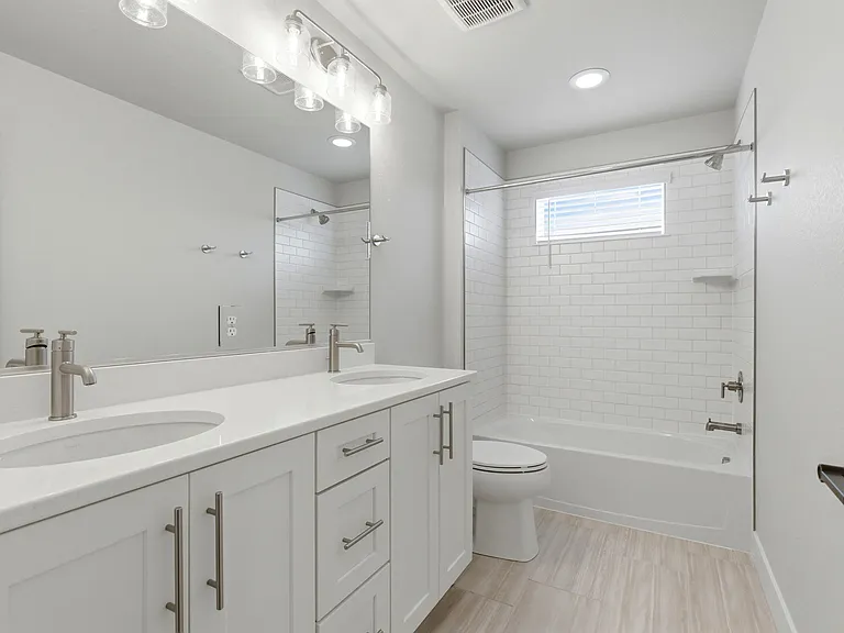 7389 Knapp Dr — Photo 29