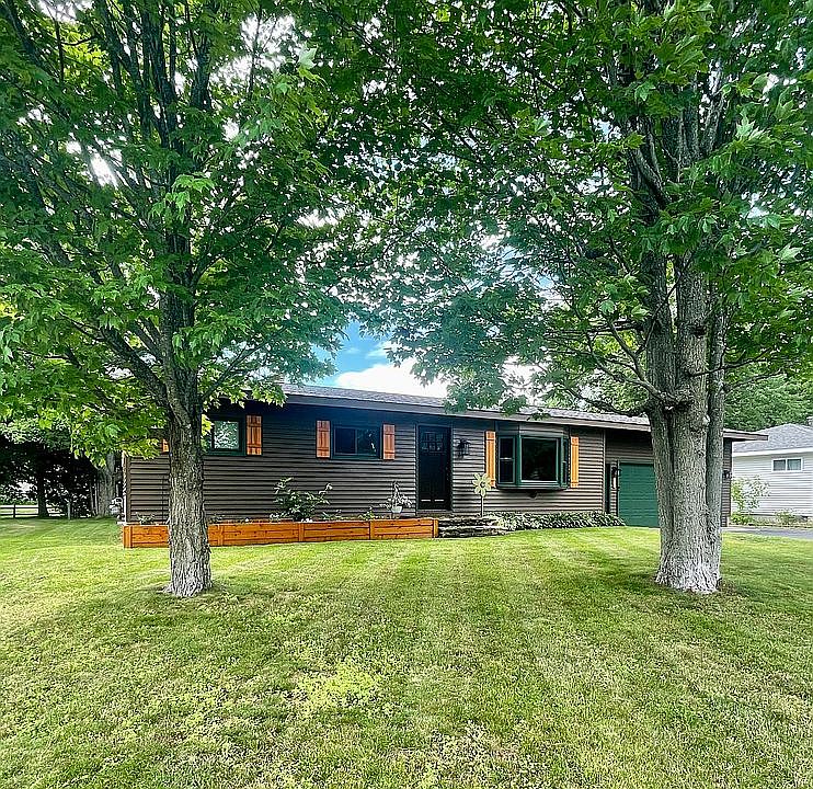 1st image of 532 Brentwood Dr