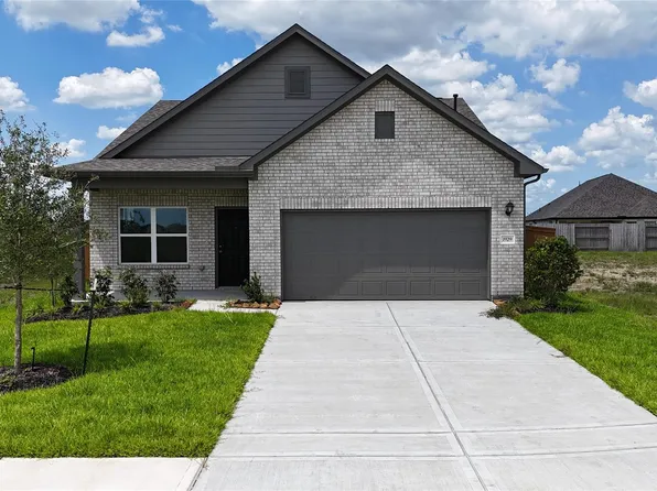 1929 N Riverside Cir, Dayton, TX
