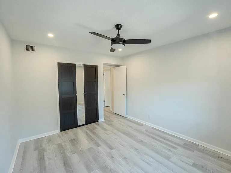 6231 Bay Club Dr #4 — Photo 7