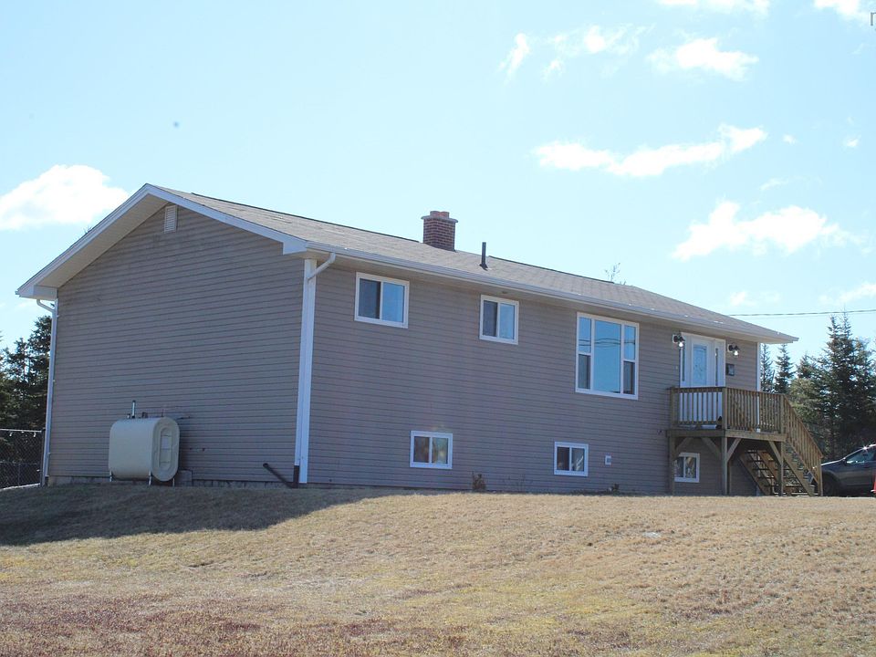 1st image of 489 Little Harbour Rd