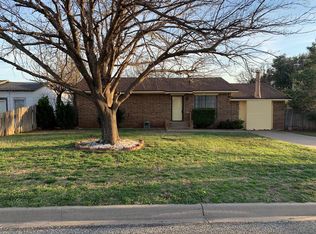 112 33rd St, Snyder, TX 79549
