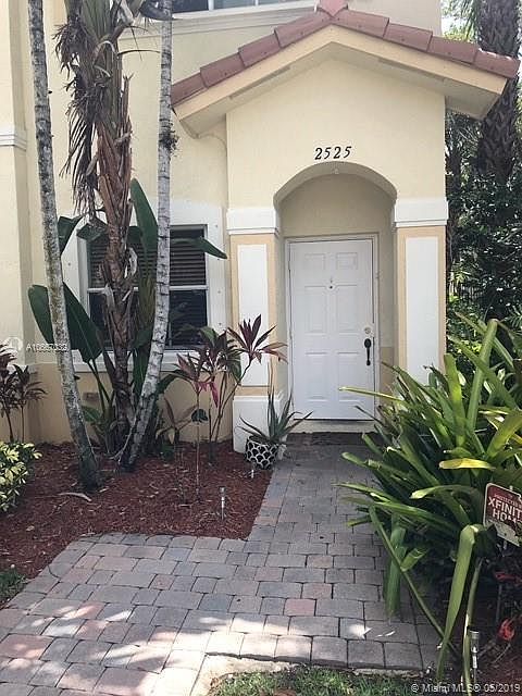 2nd image of 2521 SW 83rd Ter