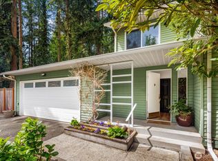 12103 NE 150th St, Kirkland, WA 98034