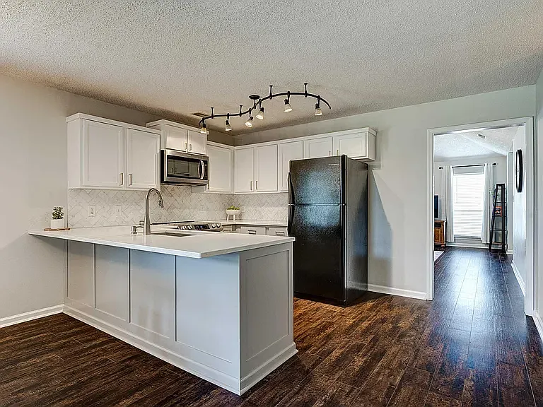 173 Stonebridge Cir — Photo 9