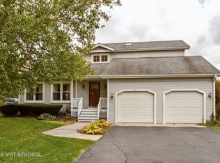 340 Holbrook Cir, Chicago Heights, IL 60411