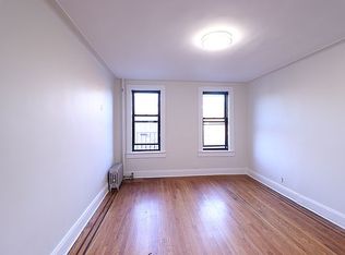 8602 Forest Pkwy #D4, Woodhaven, NY 11421