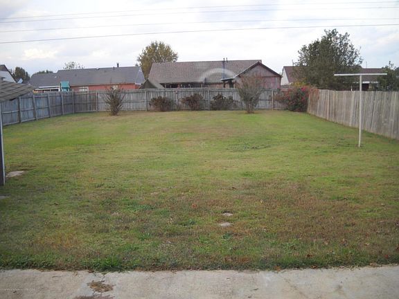2nd image of 6254 Oak Run Dr E