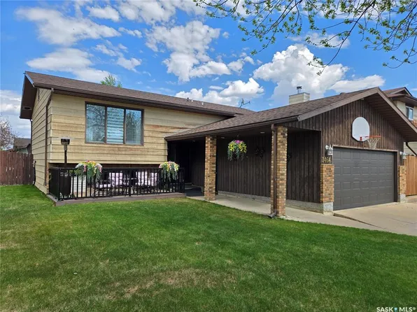 3464 Eagle CRESCENT, Prince Albert, SK S6V 7W9