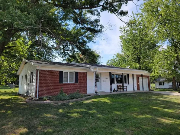 1005 Countryside Dr, Brookfield, MO 64628