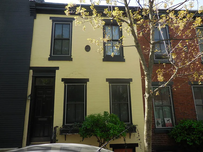 2418 Waverly St — Photo 2