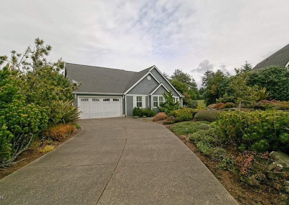 1st image of 5715 SW Barnacle Ct