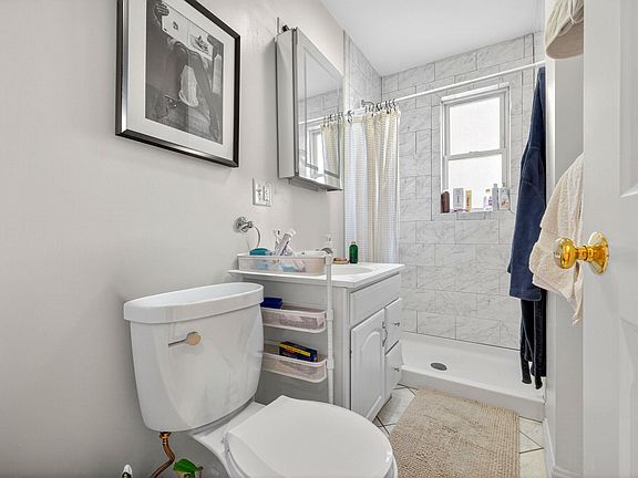 4th image of 63 Dana St #22