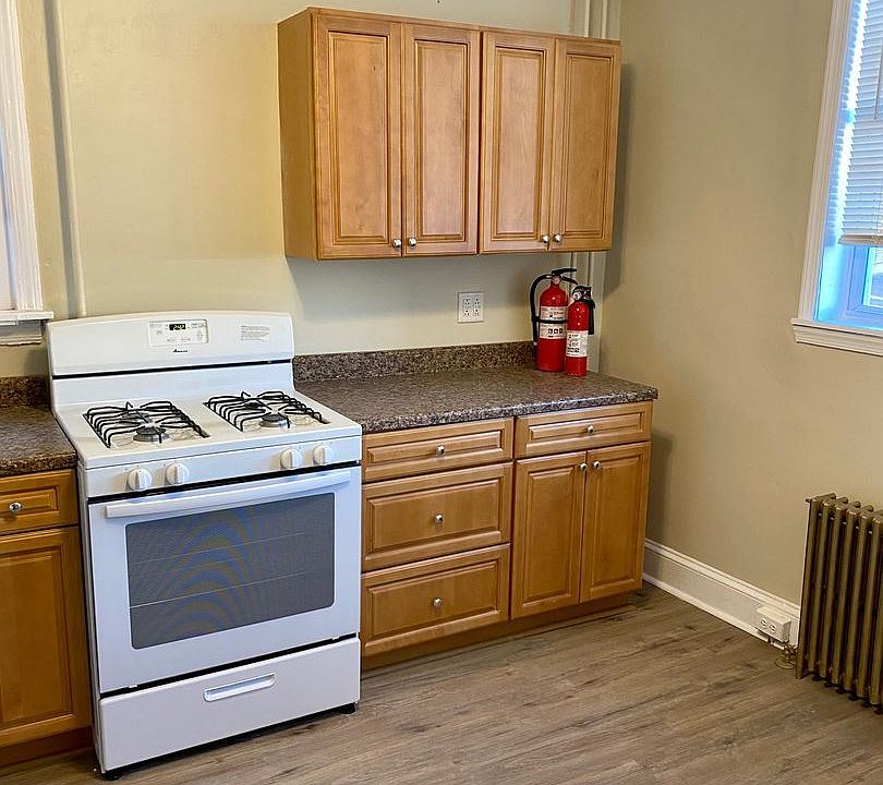 1st image of 817 Ellsworth St #10722722