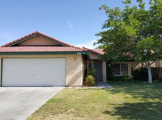 408 Dewalt Ave, Ridgecrest, CA 93555