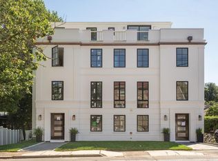 816 Heath St #A, Chestnut Hill, MA 02467