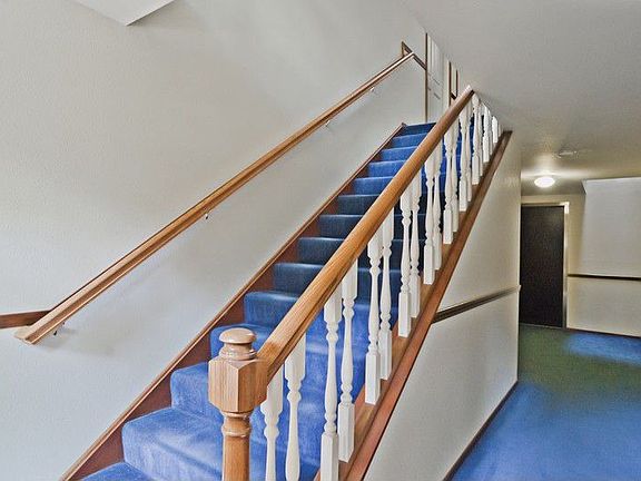 5th image of 399 S Palouse St APT 6