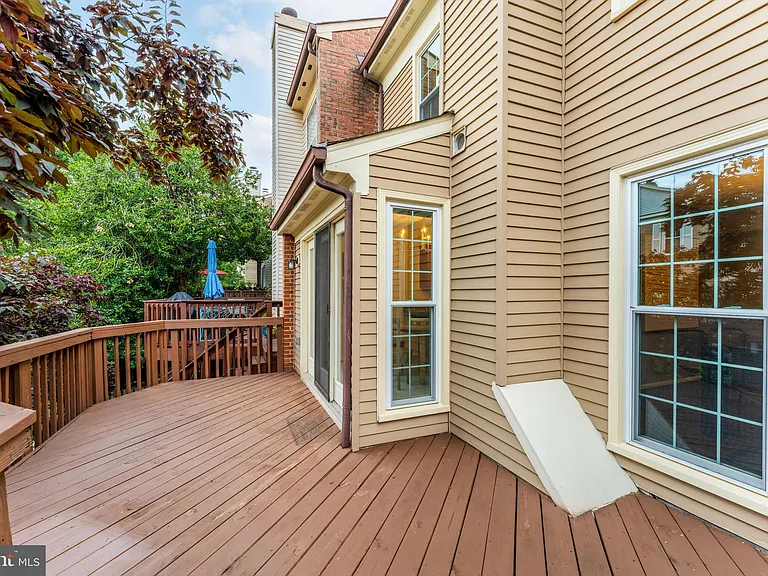 6125 Wellington Commons Dr — Photo 60