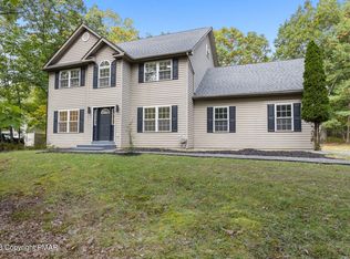 263 Upper Ridge Dr, Effort, PA 18330